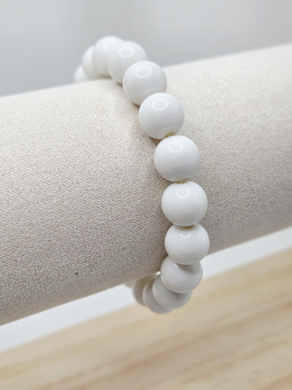 Elegant White Bead Stretch Bracelet - Women Jewelry